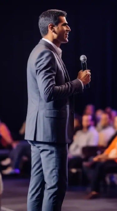 Imagen vertical de 675 x 375 px junto a contenidos para landing (1)